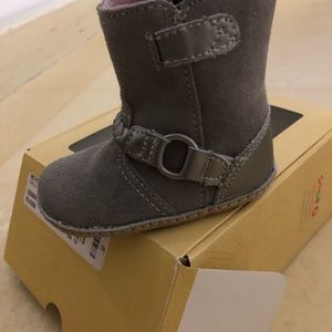 NWT Robeez baby girl boots size 2